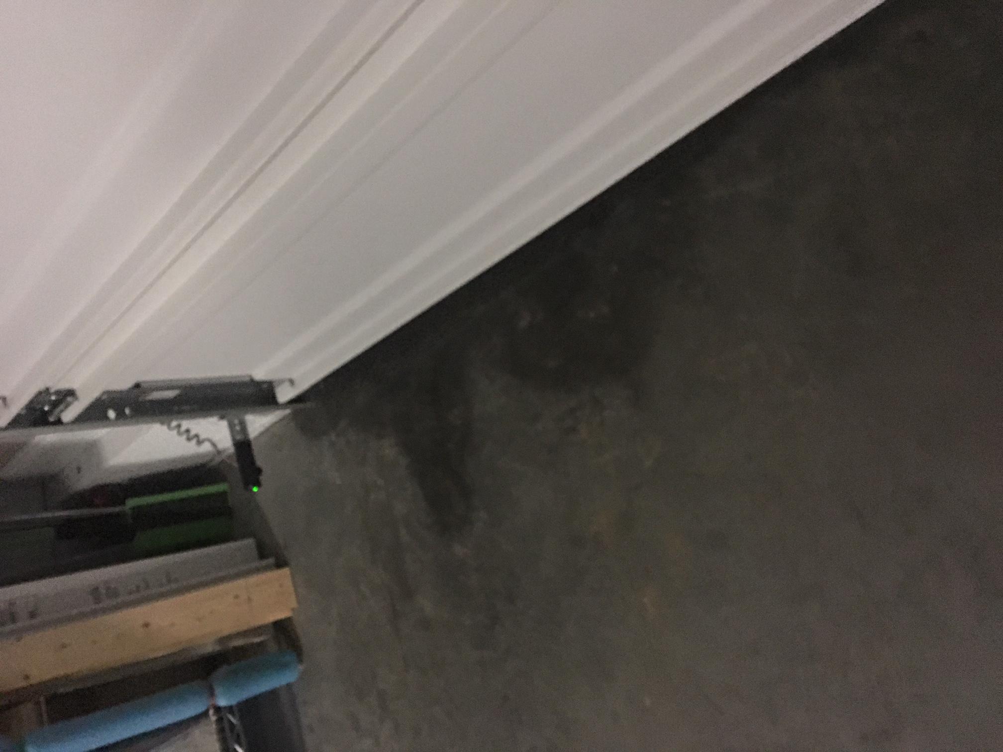 IMG_4220 leaking under garage door when it rains Smithbilt Homes
